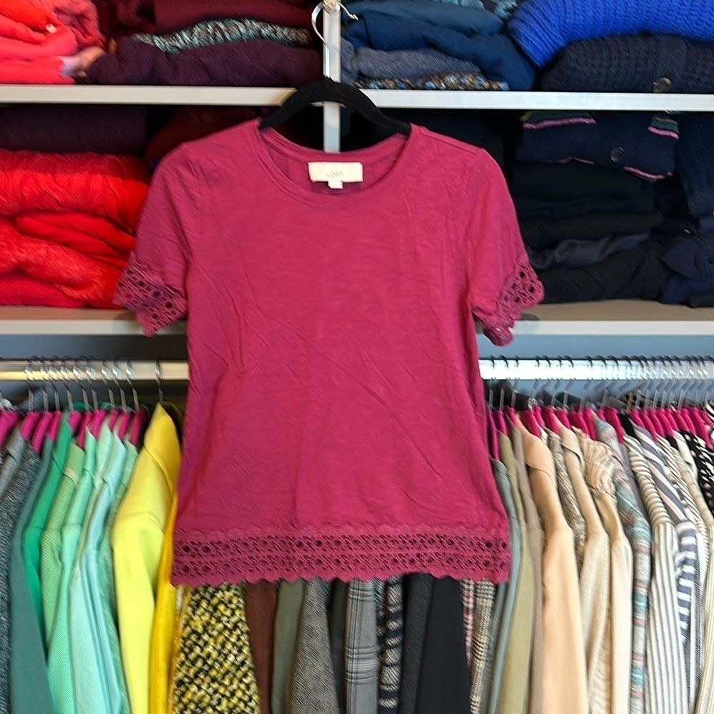 Loft cranberry short sleeve scoop neck embroidered top size XS​
